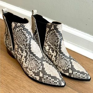 Marc Fisher Snake Skin Booties. Size 7.5 - Like NEW